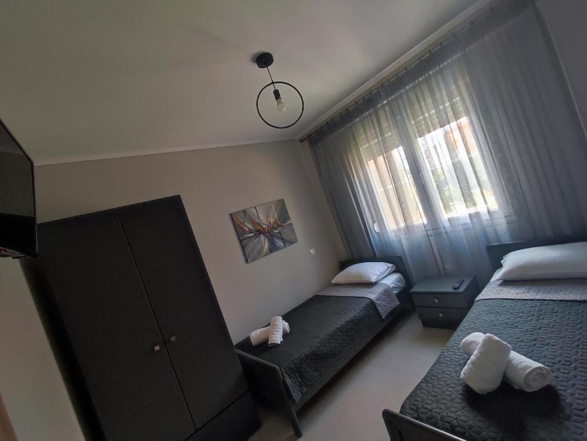 A & F Apartments - Ari'S House Kalyves Polygyrou 외부 사진